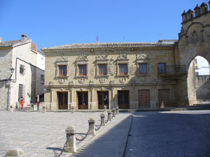 Plaza del Pópulo, Baeza, Andalusia, Spagna. Author and Copyright Liliana Ramerini