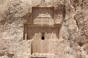 La tomba di Dario I, Naqsh-e Rostam, Iran. Autore e Copyright Marco Ramerini
