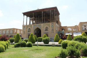 Palazzo Ali-Qapu, Piazza Naqsh-e jahān, Isfahan, Iran. Autore e Copyright Marco Ramerini,