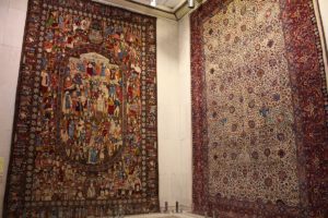 Tappeti, Museo del Tappeto iraniano, Teheran, Iran. Autore e Copyright Marco Ramerini